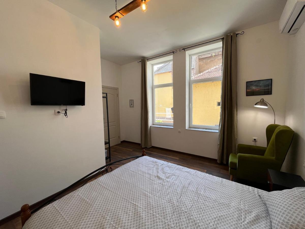 Prista Guest Rooms ルセ エクステリア 写真